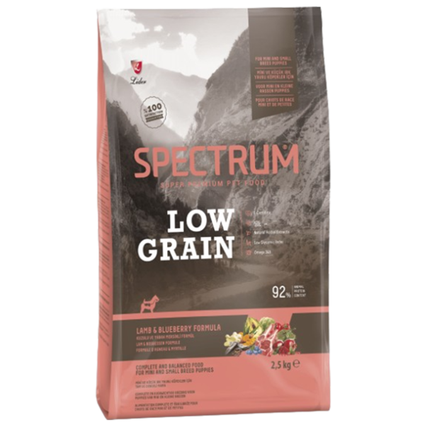 Корм для щенков мелких и миниатюрных пород SPECTRUM LOW GRAIN с ягнятиной и черникой 2.5 кг